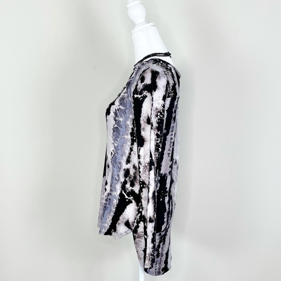 Paraphrase Top - Picture 3 of 15